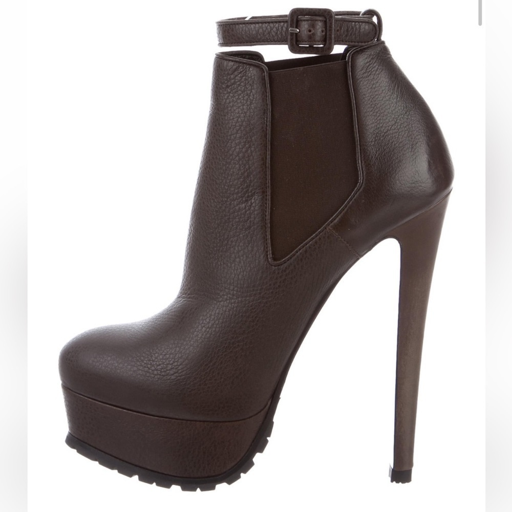 𝅺VERA WANG Leather Platform Booties - Brown - NEW w/ Box & Dustbag